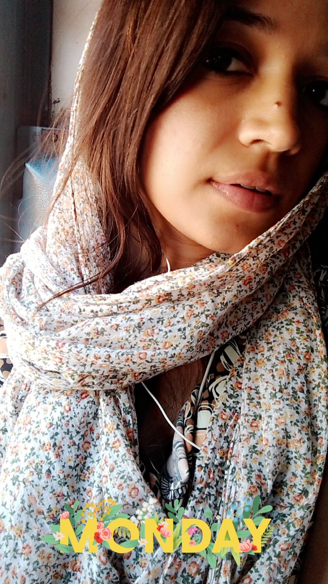 PatilJuita's tweet photo. #trainfee #belike #ShineOn 🌸 https://t.co/Hh6J15pObB