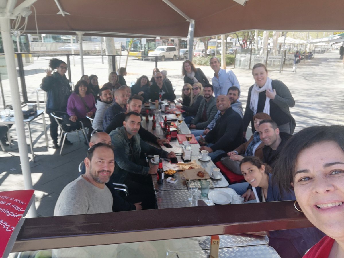 alises_beatriz's tweet photo. #c2cast18 #incertaglòria @jsans_jaume jo q soc la pitjor del Twitter. Petons https://t.co/zJm7q2Gwwj