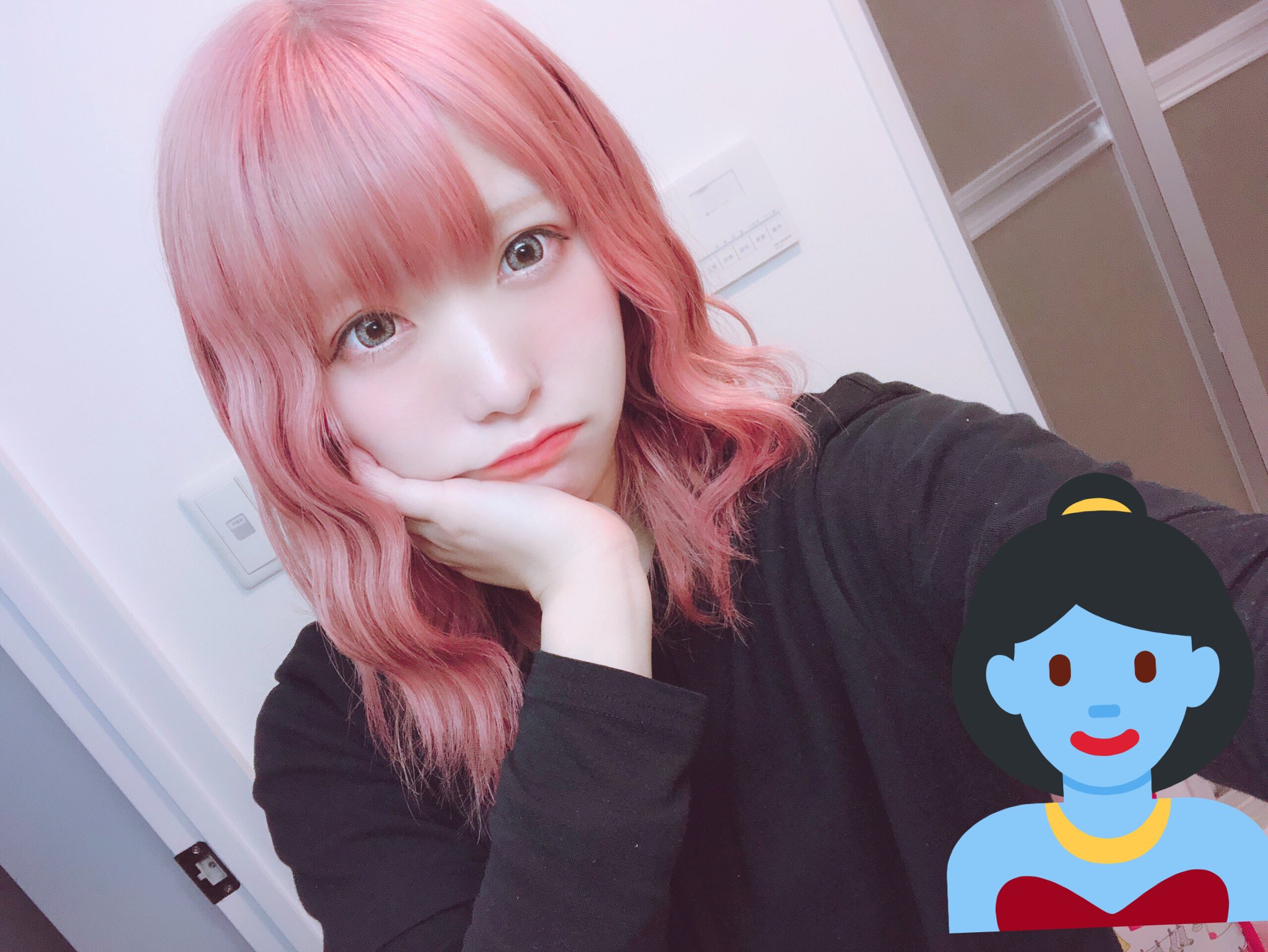 茉夏 髪の毛をピンクにしてから似合わないと思って避けてたグレーのカラコンがしっくりきて嬉しいですねぇ T Co 0faoreulvo Twitter 茉夏 髪の毛をピンクにしてから似合わないと思って避けてたグレーのカラコンがしっくりきて嬉しいですねぇ T Co 0faoreulvo Twitter