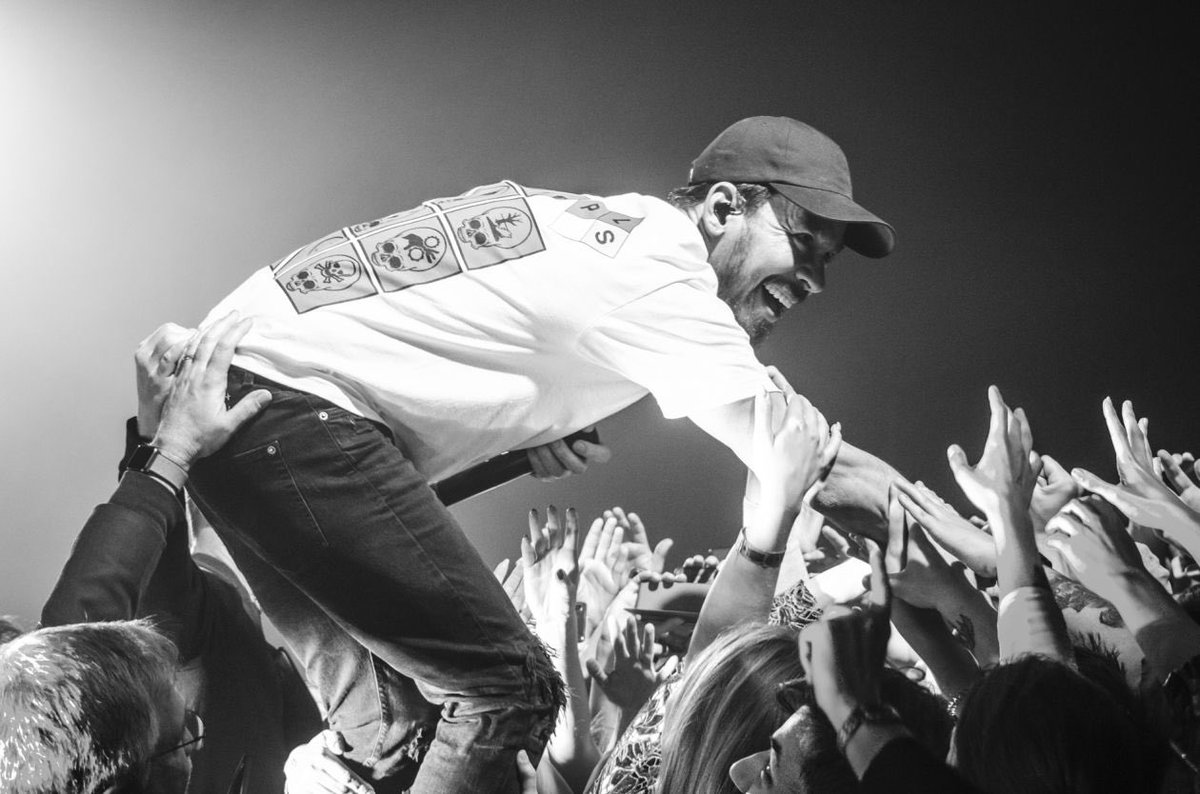 BroodingAnanas's tweet photo. #PostTramaticTour in Luxembourg๐ฑ๐บ
๐ธ: Maude Jnvx https://t.co/bpH4clDTCr