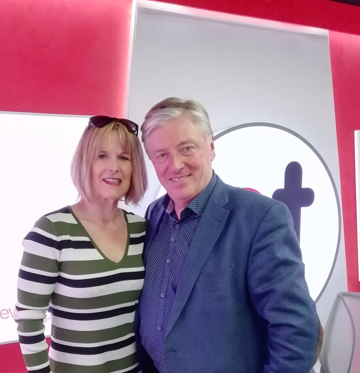 eoreillyauthor's tweet photo. Lovely chatting about M for Mammy with Pat Kenny this morning. @HodderPublicity @TwoRoadsBooks @PatKennyNT #MForMammy https://t.co/bUuRK3PFmi
