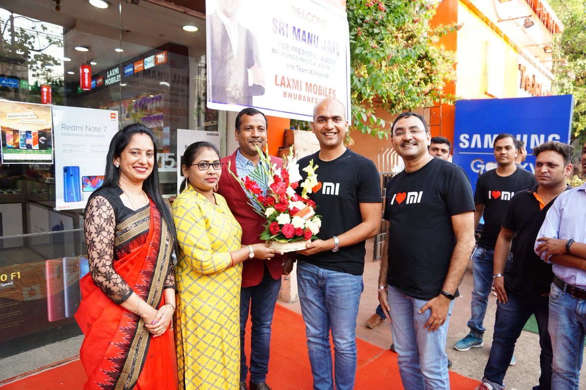manukumarjain's tweet photo. Women Power! 🚺
Experienced true #WomenEmpowerment in the amazing city of #Bhubaneswar. In almost all Mi Preferred Partners, lady of the family is equally (if not more!) involved in running the store.
Most important tool for development of any society: #Women #Empowerment 👏 https://t.co/HjNKaS9Uqq