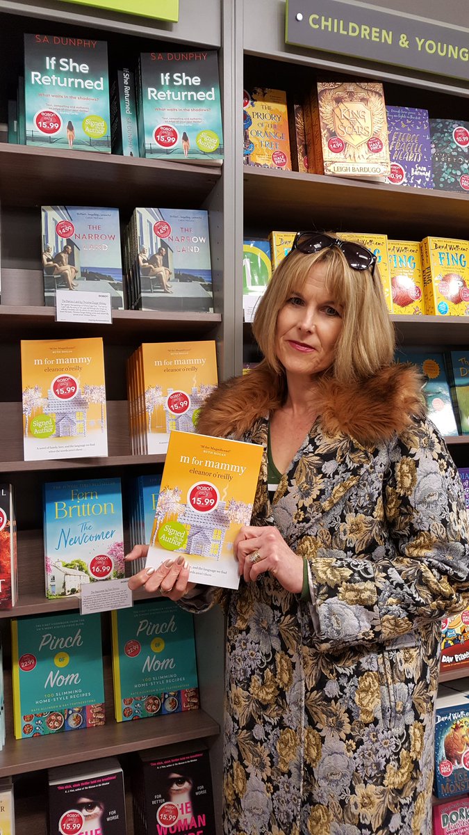 HachetteIre's tweet photo. Eleanor O'Reilly's novel M for Mammy is an @easons Book of the Month.
Great #Mothersday
Gift
@eoreillyauthor
@HodderPublicity
@TwoRoadsBooks
#mformammy https://t.co/XdZ7KVBaCQ