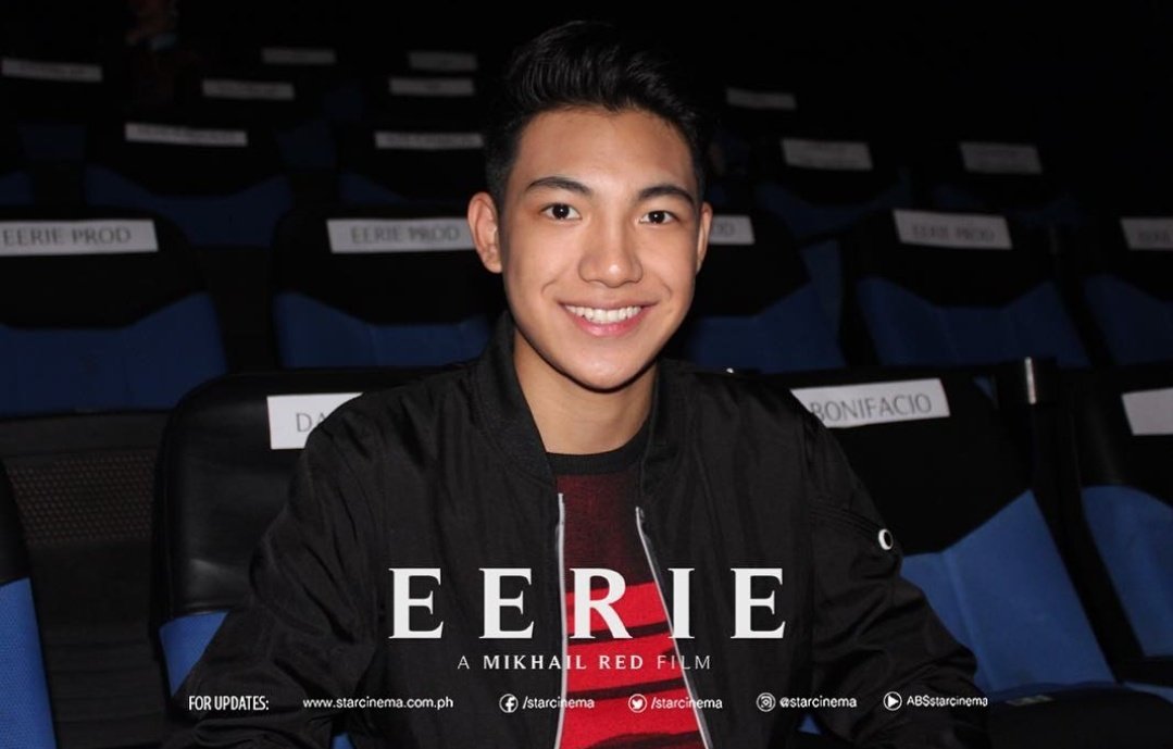 lidoljanny's tweet photo. More pics of Darren at the #PhilippinePremiEERIE @Espanto2001 

ctto starcinema https://t.co/ljhUOEBHSv