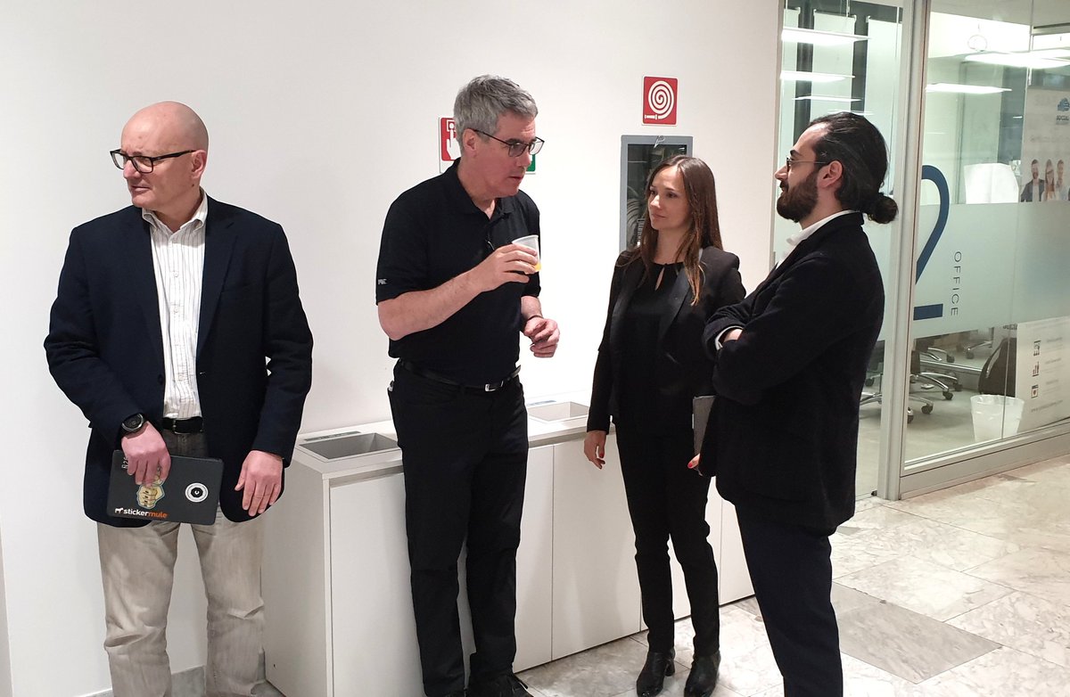RachelHentsch's tweet photo. Bill Aulet event #3 in Rome - tour and chat at @EnLabs @BillAulet @tommaso_troiani @RMagnifico @5anatre @d_aspromonte https://t.co/Ms8C4zQjSa