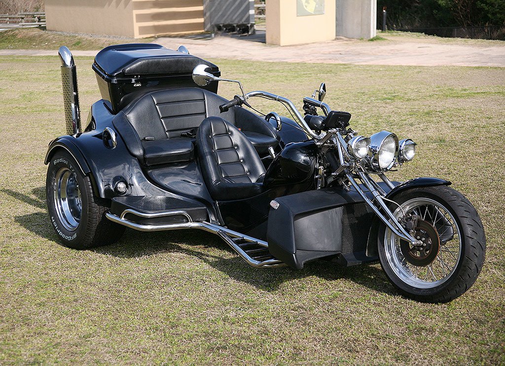 trade3072's tweet photo. #REWACO(#ルバコ)#トライク #ヤフオク 出品中です🏍️💨5人乗り乗車が可能な大変貴重な1台です。注目度抜群で運転していても後部シートに乗車しても楽しめます😀エンジン良好!車検が平成32年2月まで残っています。
https://t.co/0xE5y5TubL
#オートバイ #バイク #バイク好きと繋がりたい #希少 #注目 https://t.co/ODviH5eJlo