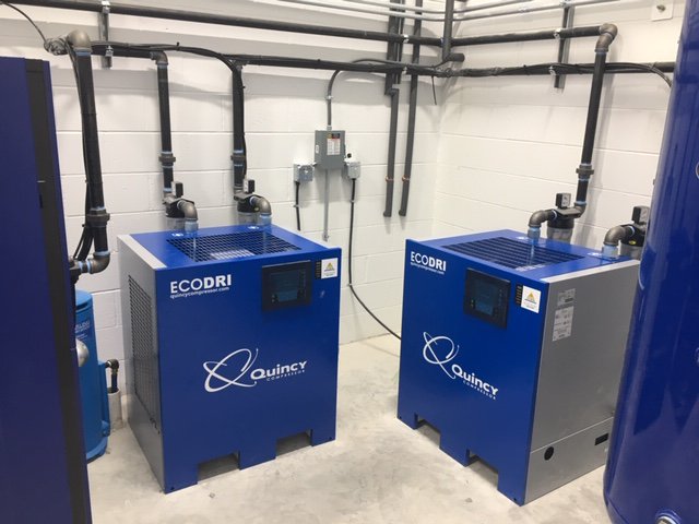 zorncompressor's tweet photo. Redundant System Eliminates Downtime:  Appleton Truck Repair Shop &amp; Collision Center furnishes new facility with energy efficient compressed air system.  Variable speed drive capabilities allow shop to run efficiently during all demand periods. https://t.co/d58WJxoP72