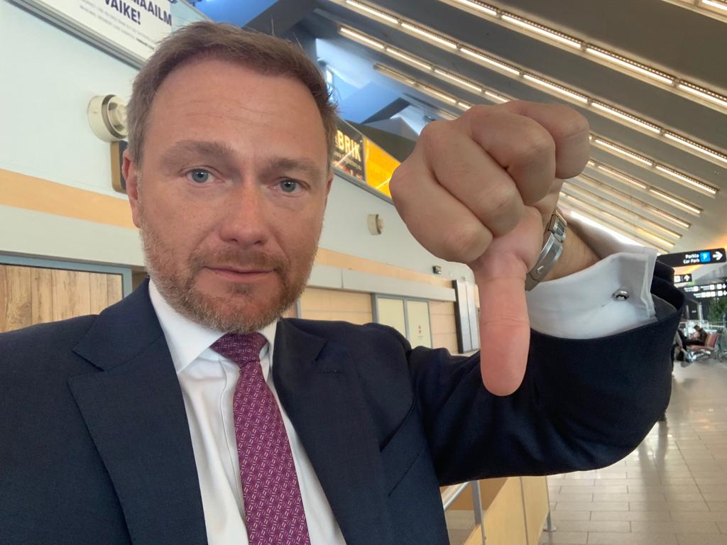 Das EU Parlament hat abgestimmt. Die #Urheberrechtsreform kommt. Ein trauriger Tag für alle Verfechter des freien Internets. Jetzt gilt es, den Schaden bestmöglich zu begrenzen. Hier sind nun die Plattformbetreiber gefordert CL #Article13