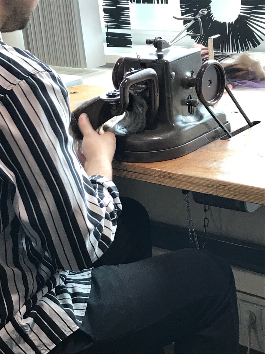 we_are_fur's tweet photo. We were at @wearefurlab yesterday for a very fun and informative workshop! β₯οΈπ Swipe to see what we got up to, and a gorgeous fur chandelier πβ¨ #furlab #workshop #craftmanship https://t.co/m6isevkjMi