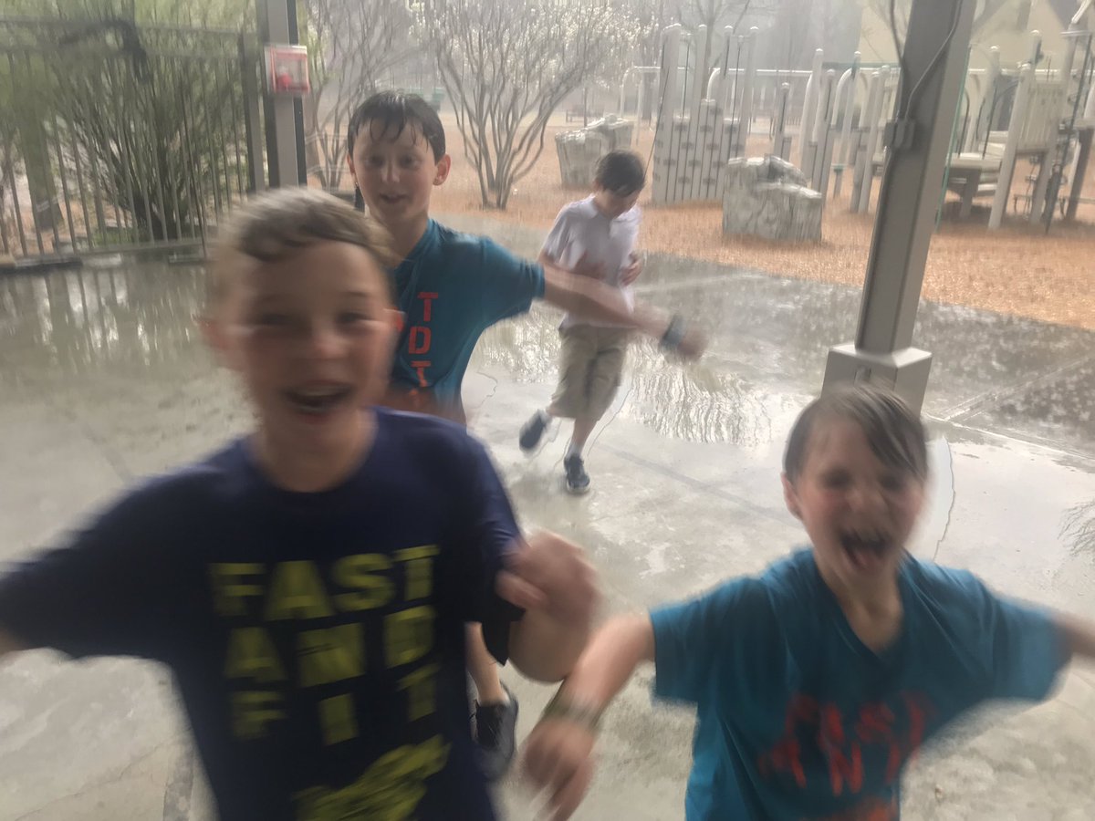 fastandfitatl's tweet image. Managed to grab a couple pics of these guys running under the pavilion after we finally gave in and realized the rain wasn’t going to let up.  We couldn’t have planned for a more fun Fast and Fit practice if we tried!! 🌧🌧🌧  #fastandfit #runningclub #trinitylearns #getoutside