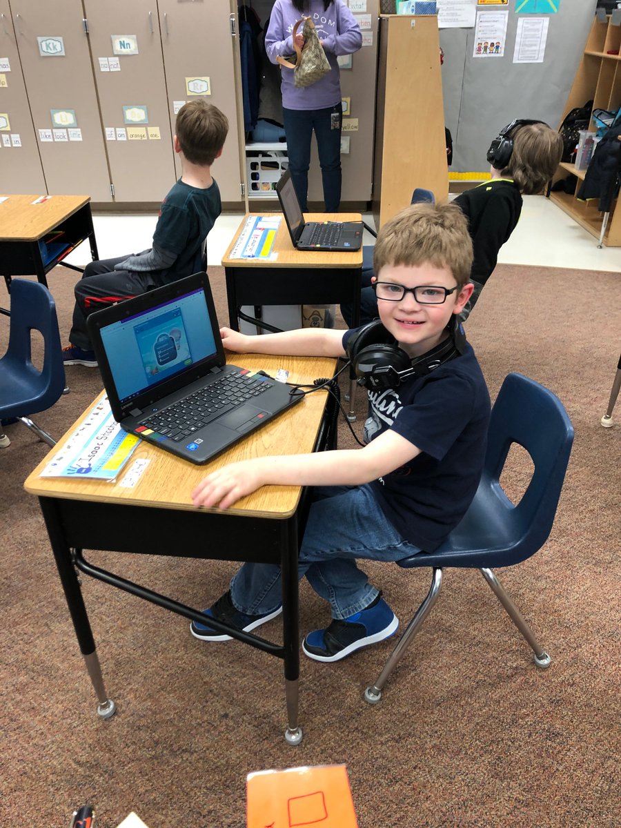 misshoffman18's tweet photo. Doing an AWESOME job during our independent technology station!  Our students are really showing off their independence when working on the computer during Reflex and MobyMax time :) #LevelUpRL https://t.co/72k3YmZEgr