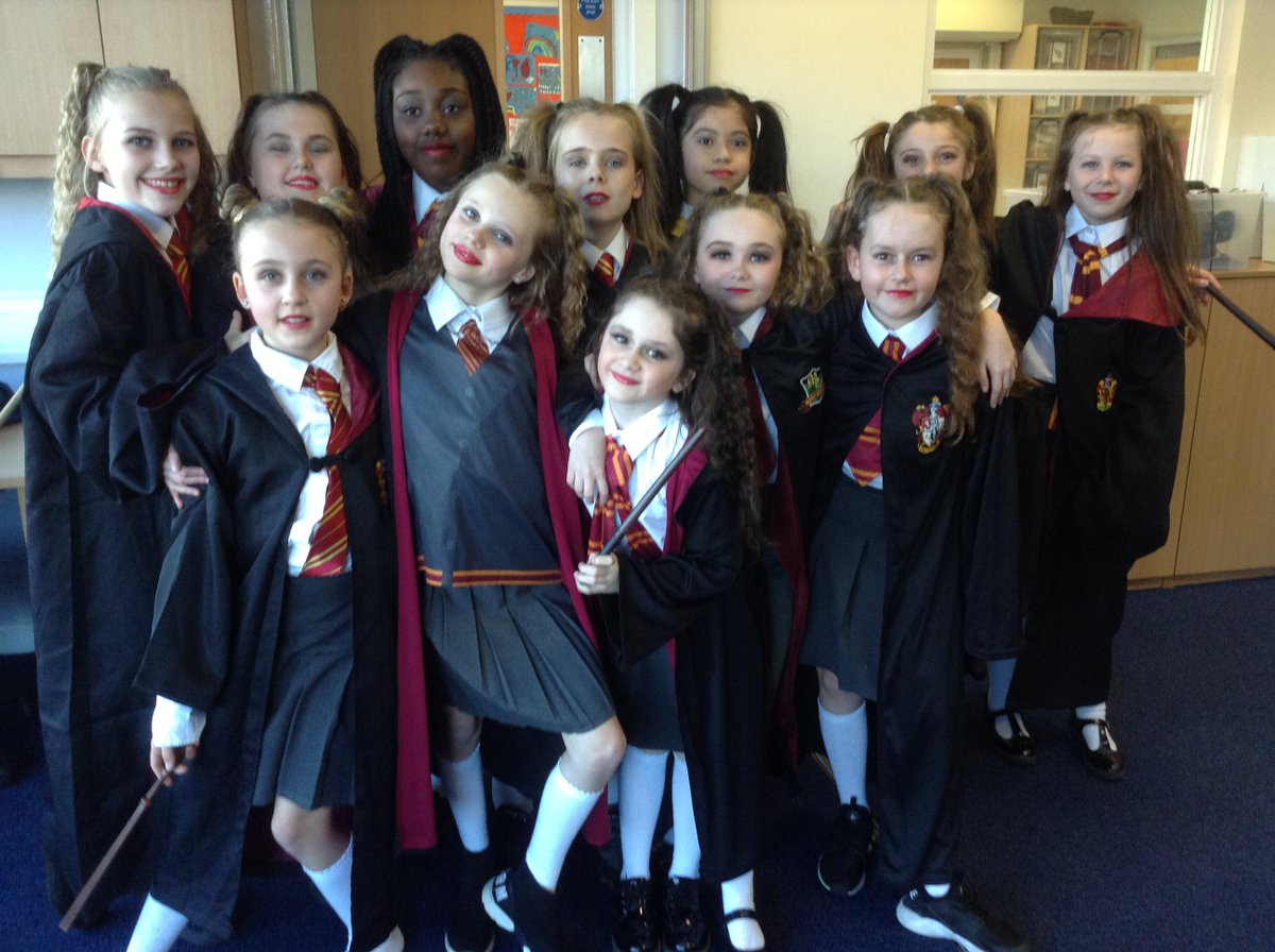 Miss Boyd and <a href="/OliPrimary/">OLI Primary School</a> dance troupe are dressed and heading to compete at <a href="/NorthLivAcademy/">North Liverpool Academy</a> in LSSP's annual dance off! Good luck girls I'm sure your Harry Potter themed dance will be magical! <a href="/csergeant3/">OLI  Headteacher</a> @OLIMrsB