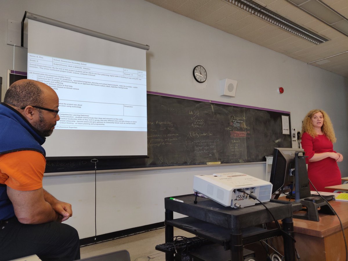 DennisHMa's tweet photo. Round 2 of working with @MsABahri and @tdsb teachers, and learning how they integrated @tcs_na's #goIT program in their classrooms. #designthinking #STEAM #globalcompentencies https://t.co/fTSyBAvIVk