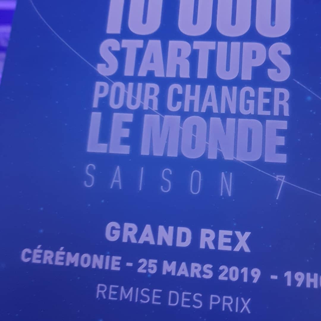 Djouman4Africa's tweet photo. Remise des prix #10000startups by @LaTribune.
Nous étions aux côtés de la team @AFRICAMOVESINNO qui decernait un trophée à la meilleure #startup #africaine : cuimer du #Maroc, de la peau de poisson #dechet valorisée en cuir responsable.
#innovation #EconomieCirculaire https://t.co/bK11b0KXVP
