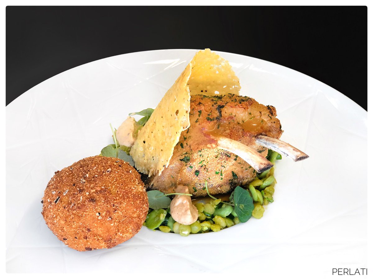 Toanerestaurant's tweet photo. Carré d’#agneau en croûte d’herbes... Une #nouveauté à découvrir sur notre carte ! #toane #restaurant #menu #lyon #grezieu #lyonresto #gastronomie #nouveau https://t.co/PpCYLbeq3d