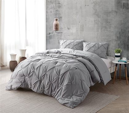 miasmith0144's tweet photo. #TuesdayMorning #TuesdayThoughts #comforter #comforterset #roomdecorideas #roomdecoration #homedecorations #interiordesign #bedding #Luxurylinen #luxury #instadecor #coverset
https://t.co/HBPPP7yCrH https://t.co/jnxJjeaxLF