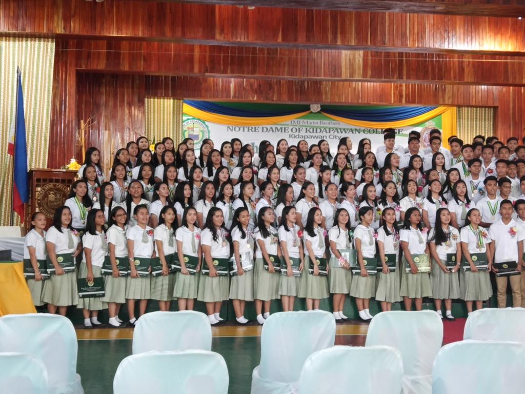 iamoric's tweet photo. 4th Junior High School Moving-Up Ceremony
Notre Dame of Kidapawan College
Integrated Basic Education Department

#Marist #NotreDame #Damean #NDKCLEADS #ndkcIBED #ndkcJuniorHigh #NDKC https://t.co/LvlIta0QBM