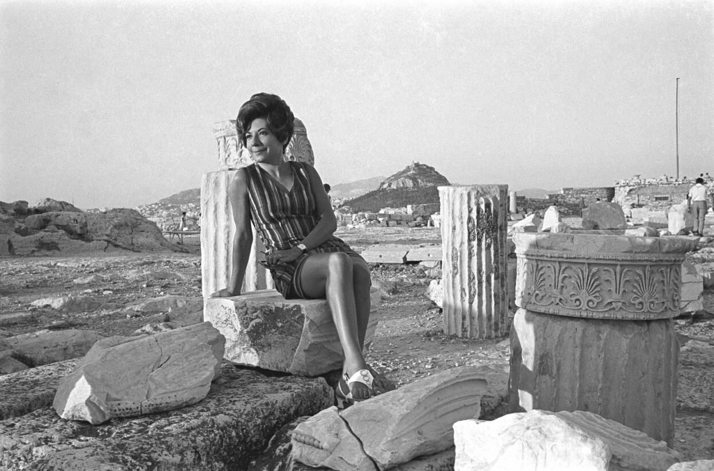 RadioSabadell's tweet photo. 🔊 ÀUDIO #AlMatí | Hem parlat amb les impulsores del documental "el gran archivo de la música de los 60" per part de @belonafilms a traves de @verkami, que vol recuperar les fotografies d'@Horacio_Segui

▶ https://t.co/69o6d4snck https://t.co/kosWHPAqMA
