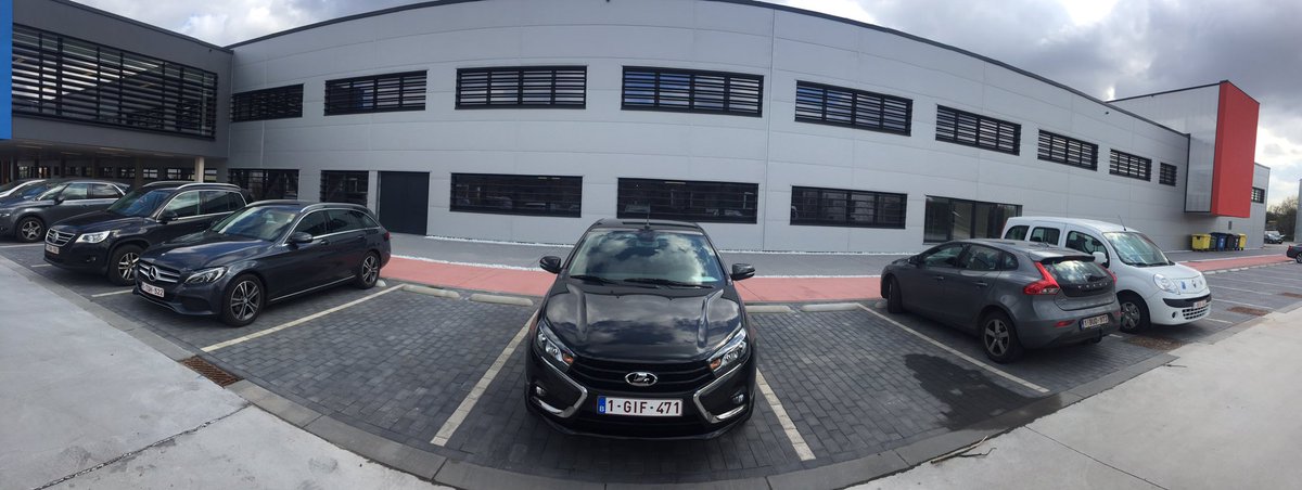 Ничего особенного, просто новый ангар для автобусов и трамваев заодно.