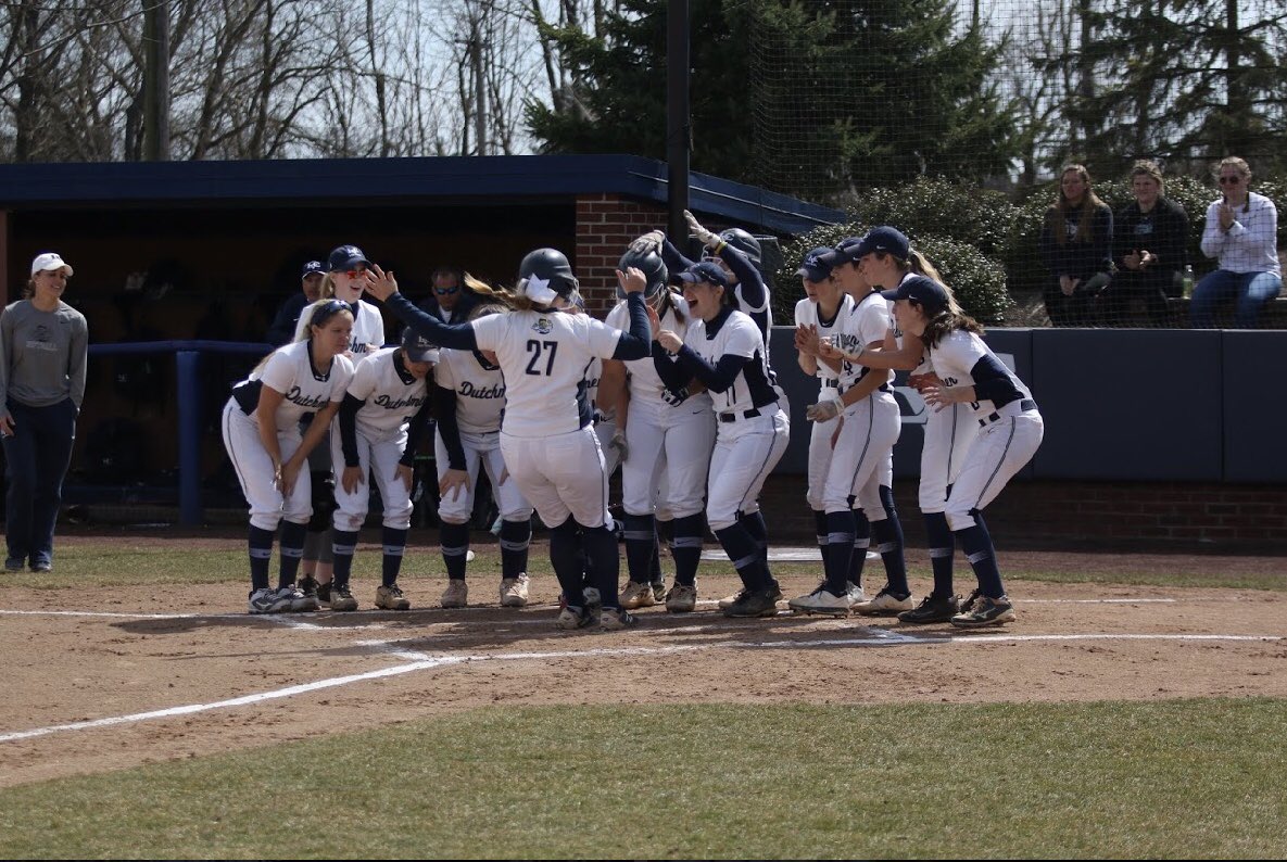 LVCsoftball's tweet image. IT’S GAME DAY! #lvcsb plays Messiah at 3 &amp;amp; 5 - be there! 🥎 #godutchmen  

📸: @rpgilroy