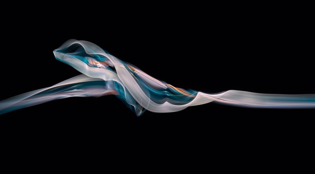 liteblades's tweet photo. « I love when light feels like fabric or becomes tangible, palpable like matter. »
By @Patlightpainter with #liteblades for #lightpainting https://t.co/fpA3pahu3Y