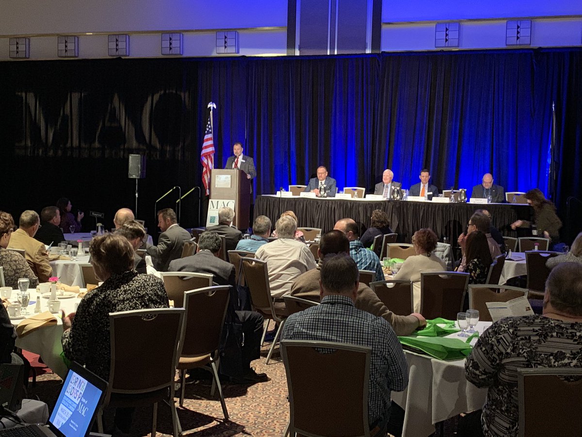 MIcounties's tweet photo. Prez @KenBorton talks about power of collaboration at opening plenary of #maclc2019 https://t.co/H7zzc6Ra8A