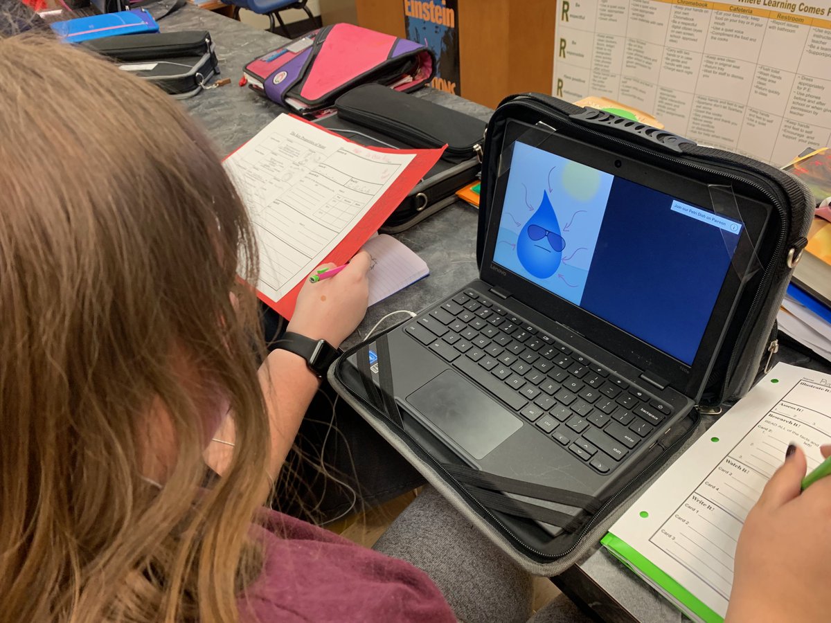SandyBaileyITC's tweet photo. What a treat to see 6th grade students totally engaged while learning the properties of water. Kudos to Carrie Takarsh and her 6th graders! @fcpsk12 #FCPSITC  @MrsTSci6 https://t.co/JH4FhtB1L0