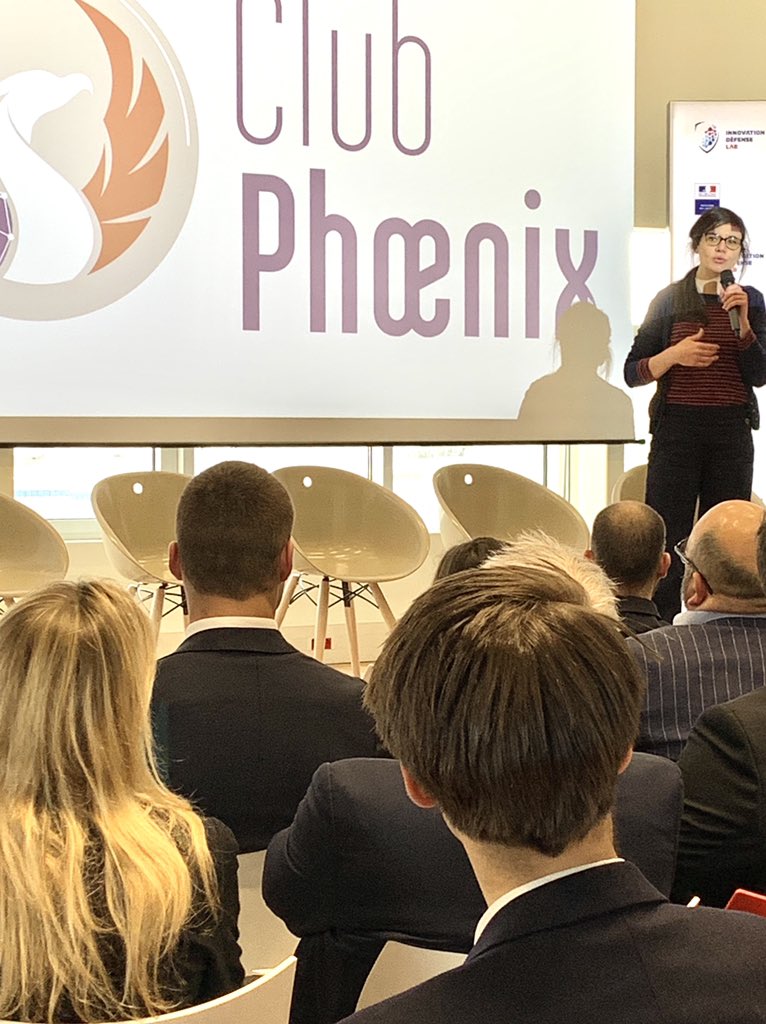 Agence_ID's tweet photo. 📡Cyberdefense : #innovationdefenselab accueille le #ClubPhoenix. Jeunes chercheurs, partenaires et institutionnels évoquent les #enjeuxcyber communs à la défense et aux entreprises privées. #DGRIS @NicolasBronard #PES #RelèveStratégique https://t.co/k9yI6GrSkg