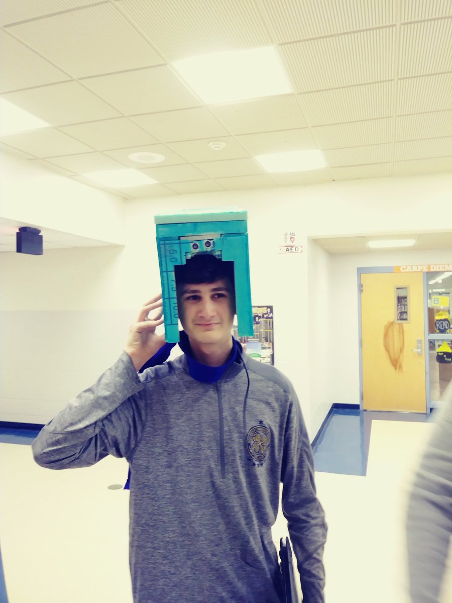mrdaltonfowler's tweet photo. #NEHS Students use the baseline data collected to test their wearable designs. Students receive real time feedback from programmed devices in the form of beeps or vibrations to navigate a human maze blindfolded. #Engineering https://t.co/wx8YGLOdl3