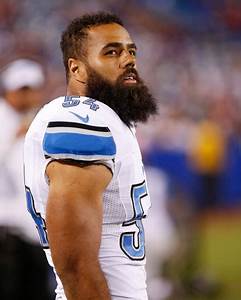 Happy 32nd Birthday to alum DeAndre Levy. He later played for the Detroit Lions (2009 2016). 