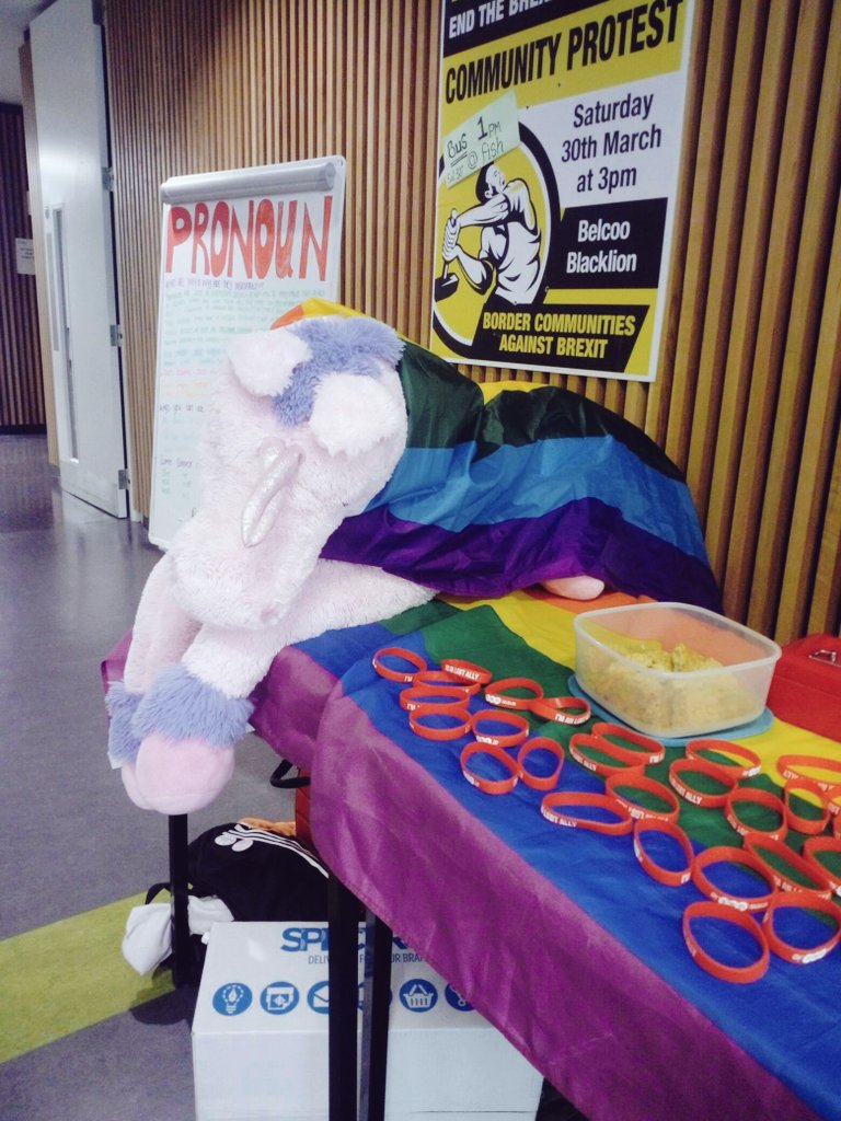ITSLGBT's tweet photo. Today's bake sale in aid of @TeachSolaisLGBT! On til 2! #saveourteachsolais 🌈 https://t.co/ifxDBqrPIW