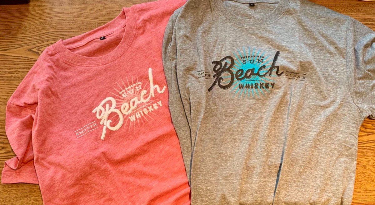 TheOwenArmy's tweet photo. Day 7 giveaway we're picking 2 winners per day until 3-29 when new @jakeowen music drops. You'd look "Damn"good in one of these great @BeachWhiskey shirts!  To enter for a chance to win-retweet with #GreetingsFromJake #GreetingsFromJakesArmy https://t.co/3nEoeo3IZO