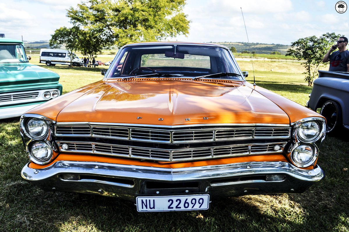 lelo_syre's tweet photo. I don't limit my photography. I shoot Everything around me.
#Cars in the park
#PullUpHopOut
#Caddilac
#Mustang https://t.co/MRYXc0x7rn