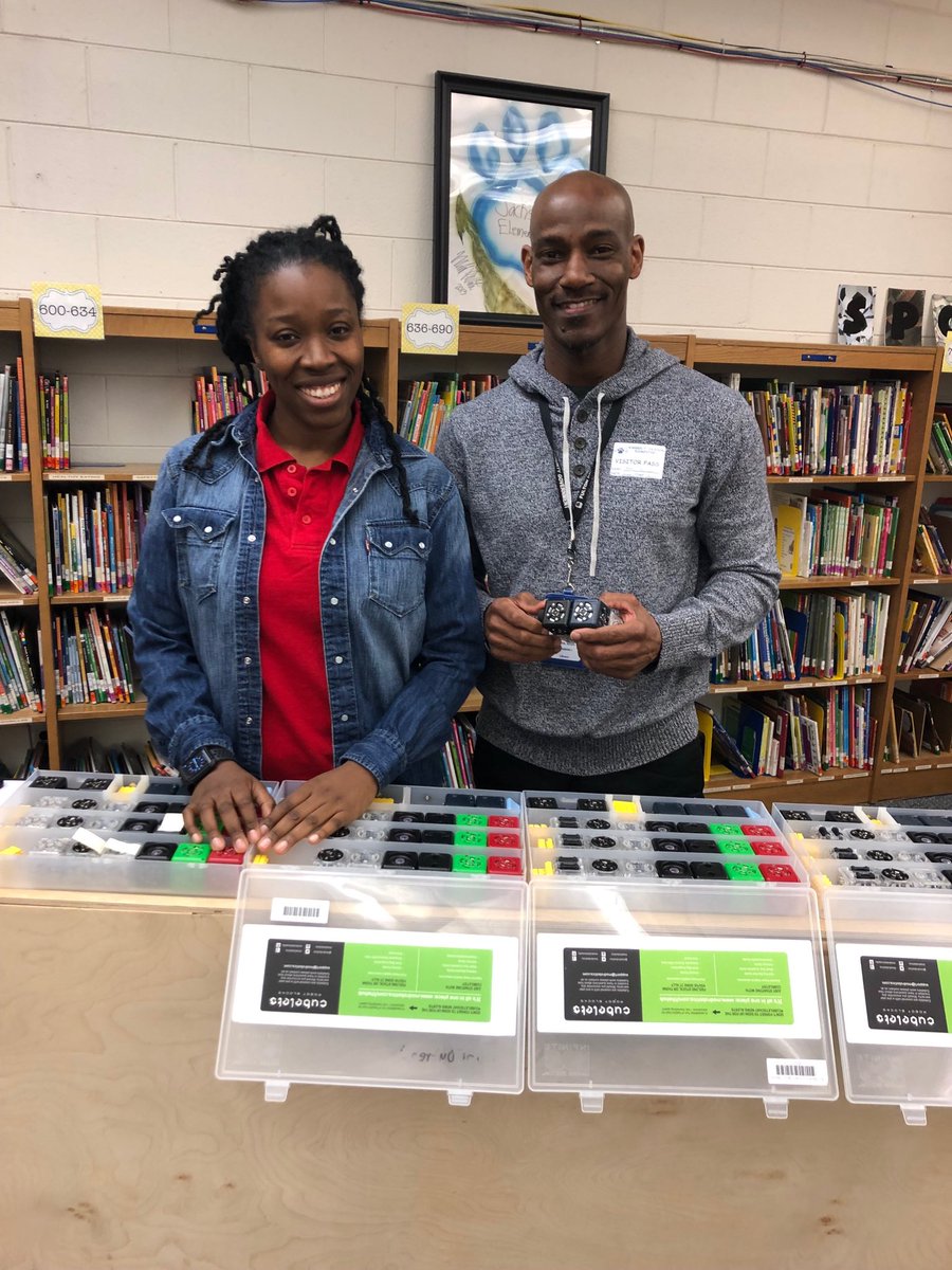JacksonMediaCtr's tweet photo. Thank you @fulcolibrary @kevbrown43 @Nizinga1 for bringing #modrobotics #Ozobot to WTJackson! @APSMediaServ @APSITPatrice @APSInstructTech @apsitlynn @mrslmdostie @WTJPrincipal https://t.co/e1332ckB7h