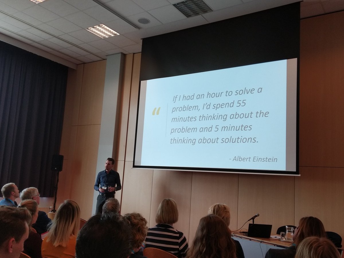 db_gedrag's tweet photo. Zojuist gaf @ruudvbreda op #mobilityFFWD antwoord op de vraag: Hoe zorg je in de mobiliteitstransitie voor meer succes door effectieve #gedragsverandering? Wil je ook leren over gedrag in relatie tot #mobiliteit? In mei start onze 5-daagse opleiding! Info: https://t.co/VB21McESpP https://t.co/LzrJFkgXkA