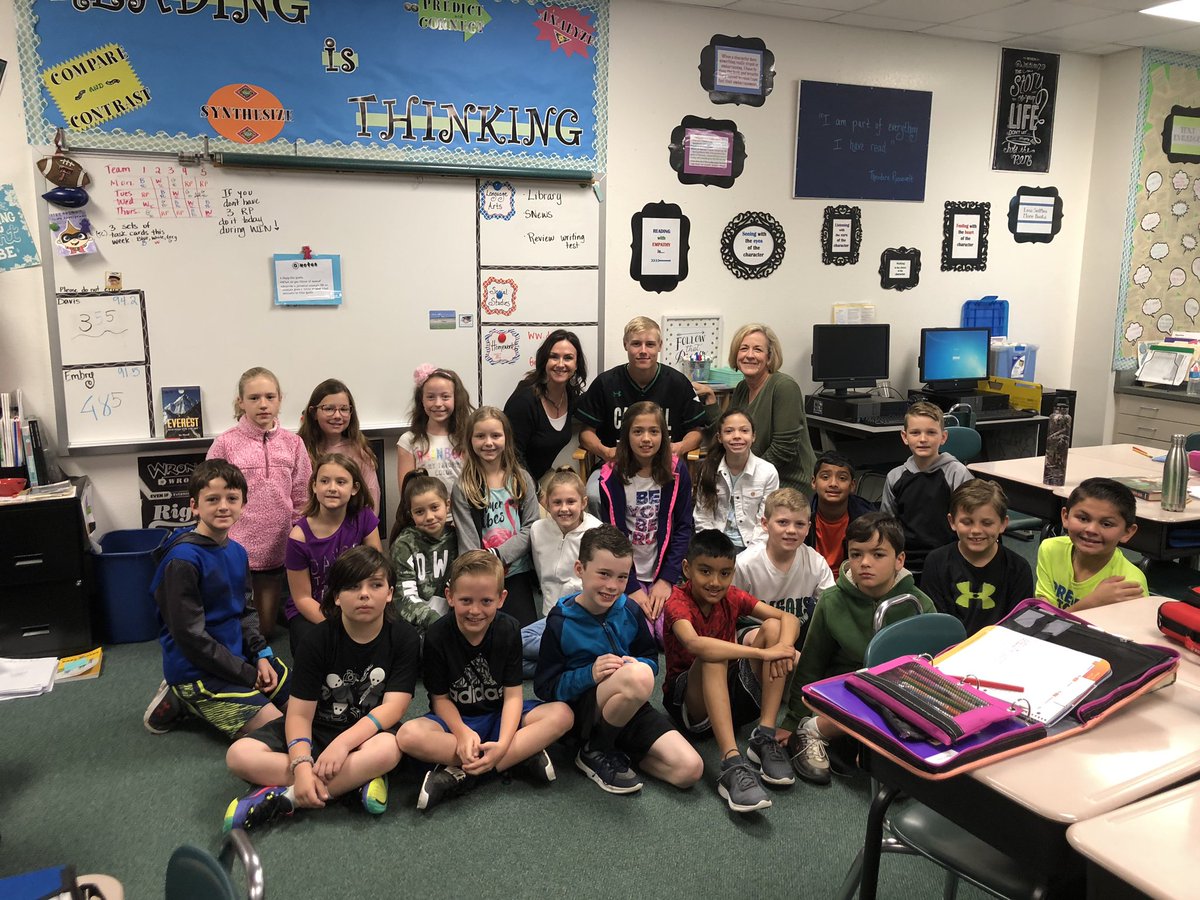 SherrieEmbry's tweet photo. I 💚 when former students read to my class. Thanks Jaxon and @SLCAthletics for coming today!  @AnneDavisOUES @oldunionES https://t.co/GWpN3tucNU