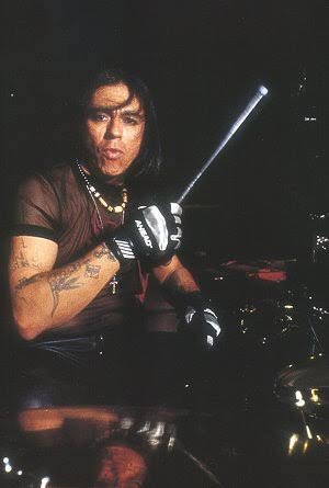 yoshiki69k's tweet photo. Remembering 🥁Randy Castillo🥁
(December 18, 1950 – March 26, 2002)
R.I.P.
#LitaFord #OzzyOsbourne #MotleyCrue #RandyCastillo https://t.co/EhXDiQjroR