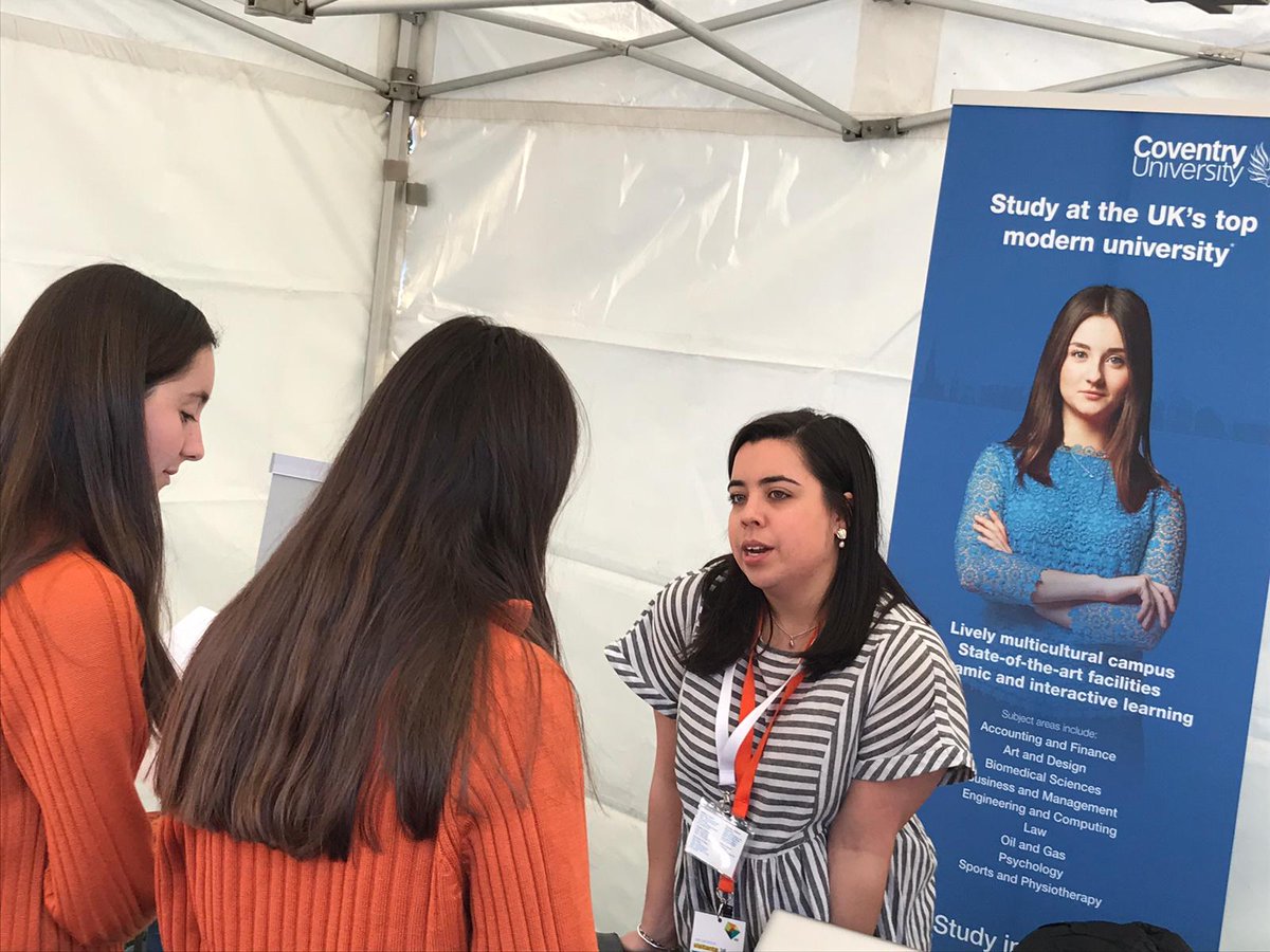 gredossandiego's tweet photo. Feria Internacional de universidades en GSD #LasRozas. Más de 20 universidades de nacionales e internacionales presentan a nuestros alumnos de 4º #ESO y #Bachillerato su oferta educativa. https://t.co/uZyNqOm29e