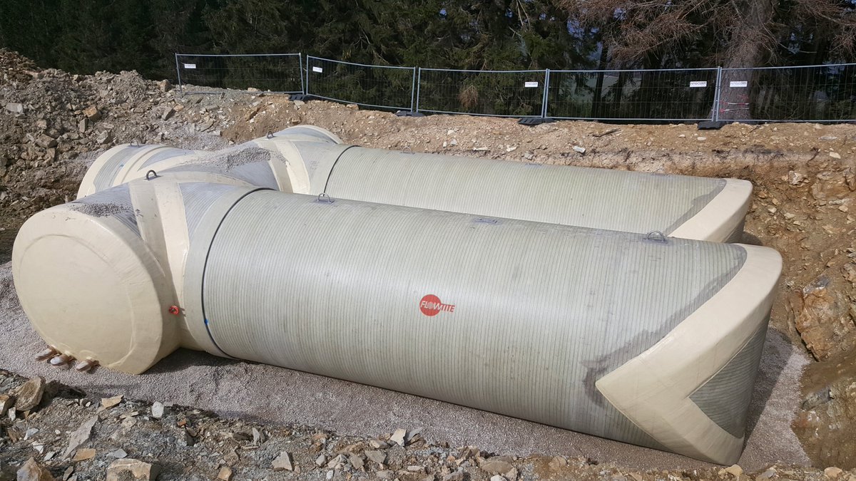 Amiblupipes's tweet photo. 50,000 l of water -- enough to fill your bathtub every day for an entire year! -- fit inside this #Flowtite #GRP #potable #water tank DN 2400. It has just been installed in St. Leonhard am Walde, Lower #Austria. https://t.co/CNBPF2Joed