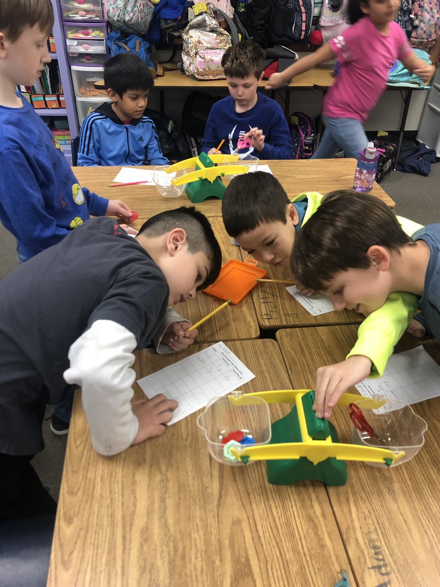 mshudson17's tweet photo. Some math days are loud, but they are engaged!! #measuringmass #balancescales https://t.co/un1SyRYjCk
