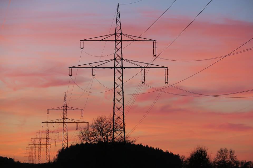 RiverCroftPigs's tweet photo. WooHoo!! We now have electricity, after living 5 years without. A huge deal for us... Happy, happy, happy #movingon #thegoodlife https://t.co/cNuFe9CTEc