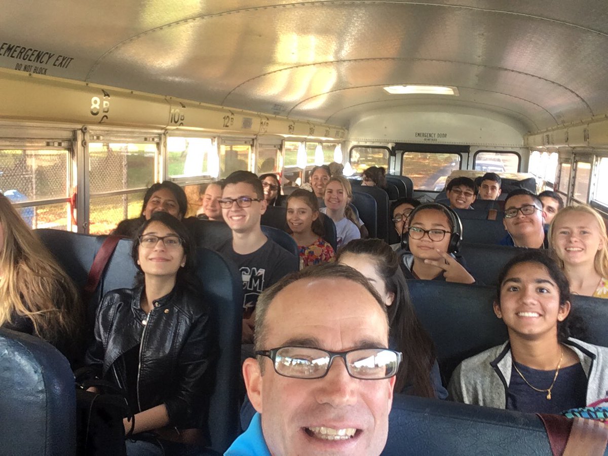 SciencePasco's tweet photo. Off to State Science Fair with this awesome group of young scientists.  #PascoSSEF, with @PascoEnviro #pascoproud #PascoDoingScience https://t.co/B91trpwKCc