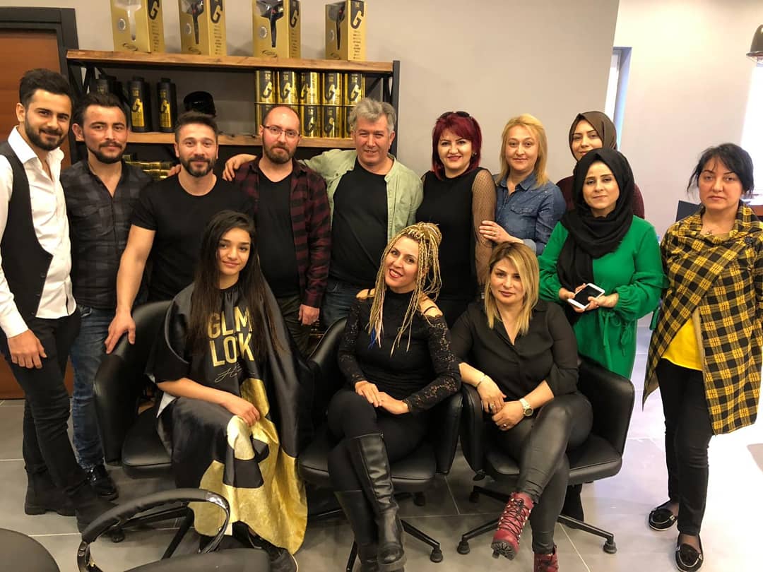 en_markatik's tweet photo. Glam Look Akademi Selçuk ERGİN Beyin vermiş olduğu Eğitim Tamamlandı. 
Teşekkürler ! @selcukerginofficial @suukuafor @suukuafor @aytencekuafor @aysemkuafor @faoguztav @glamlookhairofficial @klkuaforlife @bioplexistanbul https://t.co/K8lzWuGaZY