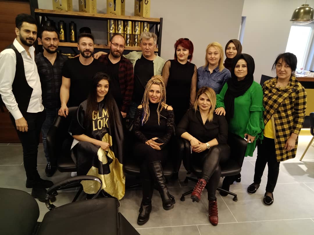en_markatik's tweet photo. Glam Look Akademi Selçuk ERGİN Beyin vermiş olduğu Eğitim Tamamlandı. 
Teşekkürler ! @selcukerginofficial @suukuafor @suukuafor @aytencekuafor @aysemkuafor @faoguztav @glamlookhairofficial @klkuaforlife @bioplexistanbul https://t.co/K8lzWuGaZY