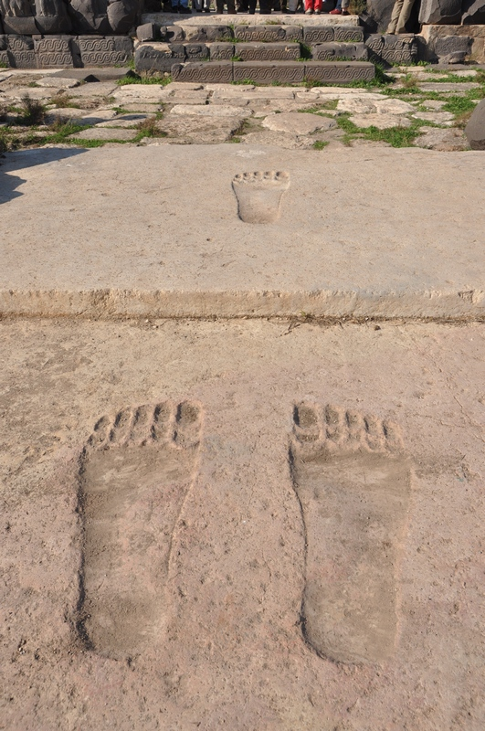 AIN DARA 1980: Metre-long footprints are discovered during excavations at the poorly understood temple of Ain Dara in Syria, upon which Solomon's Temple may have been based. Archaeologists, governments and prophets race to make contact with the entity imprisoned there.