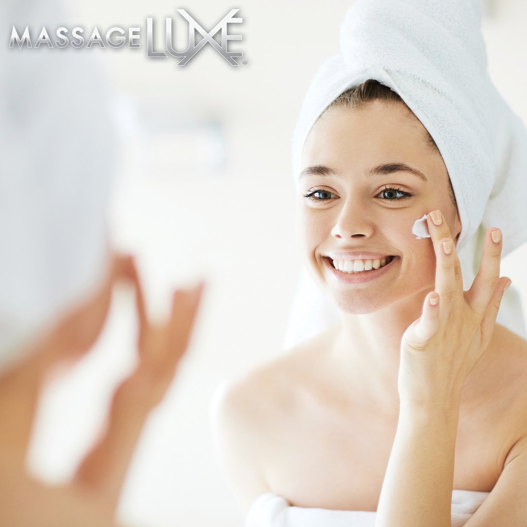 massageluxepp's tweet photo. Don’t neglect your skin care routine!  
#beautyfromthesea #dryskin #oily skin #skincare #products #facials #skincaretips #beautytips #estheticians #skincareroutine #girlwashyourface  #pembrokepines #miramar #coopercity #hollywoodfl #miamigardens https://t.co/jAxFsGSpZ8