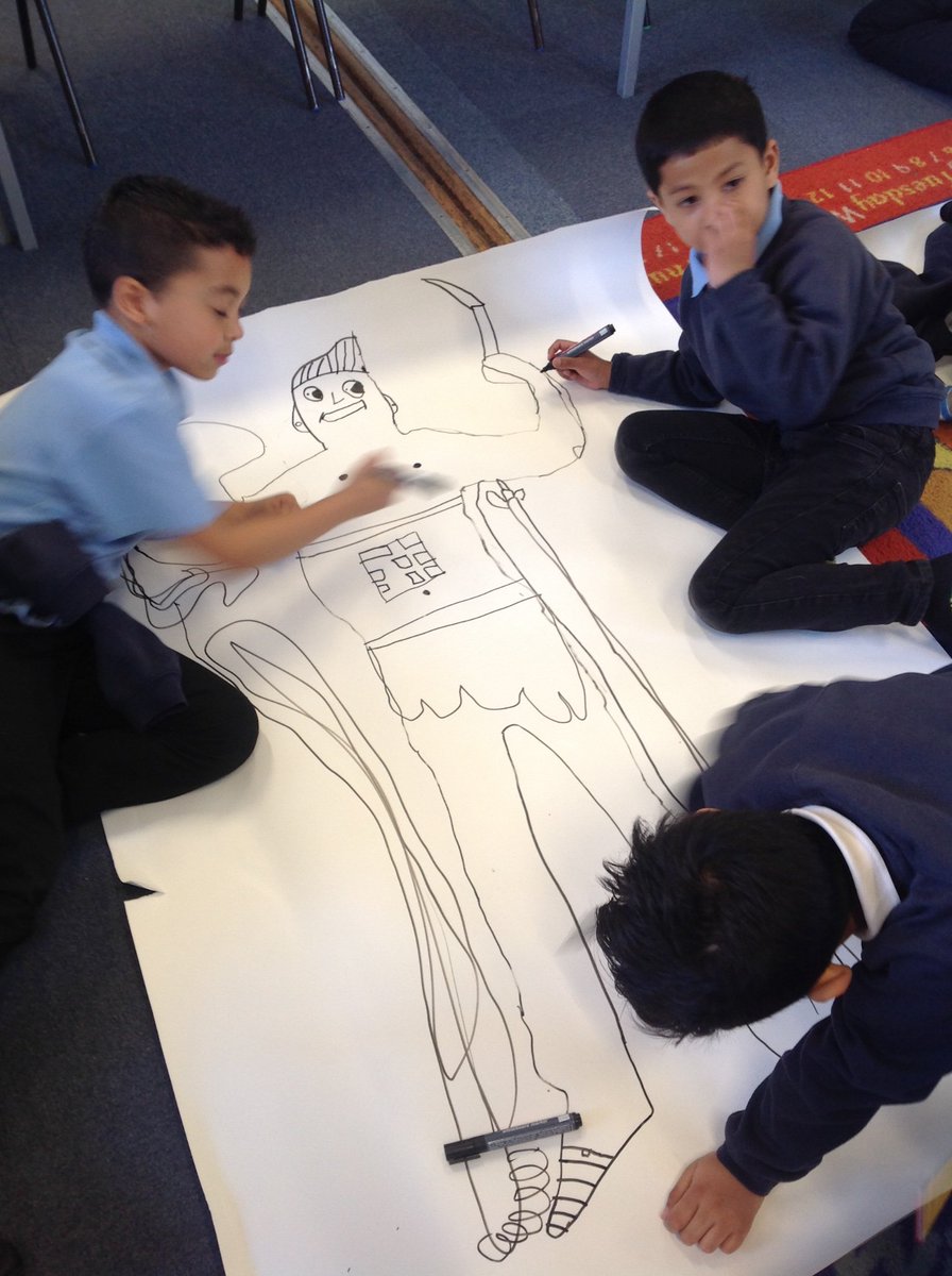 BKimber_LPS's tweet photo. We have been drawing Roman Gladiators today in Year 3! https://t.co/iooPrqiSwh