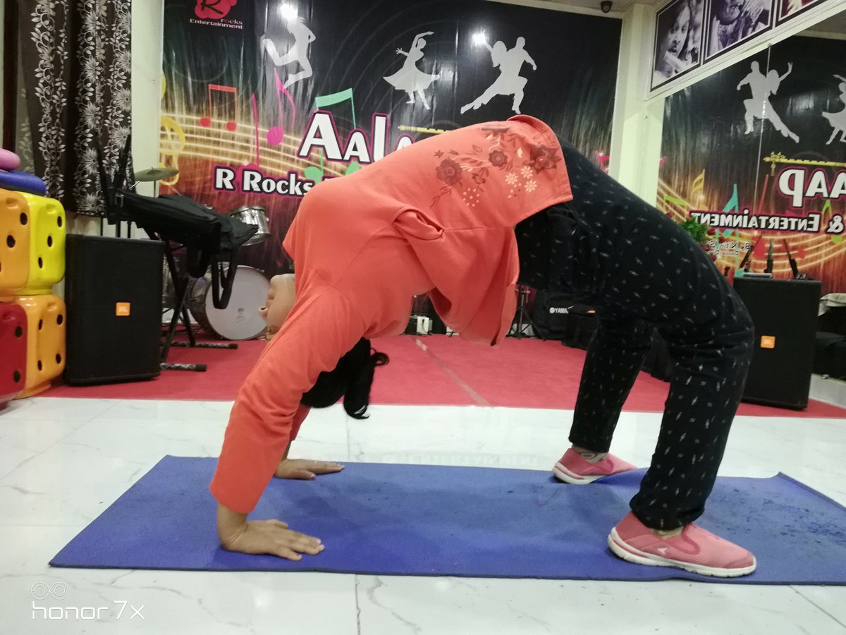 FitPlusRNExt's tweet image. Join us for #FitnessWithFun Call now: 📞7065 801235 #BurnCalories🔥 #LoseWeight 
Take a Look of Classes like #Aerobics/#Zumba &amp;amp; #Naturopathy at our 4 Active #Sliming Centers of #FitPlus at #RajnagarExtension #Ghaziabad
✅Unisex &amp;amp; special batch for Ladies, Kids (7-13) and Mens.