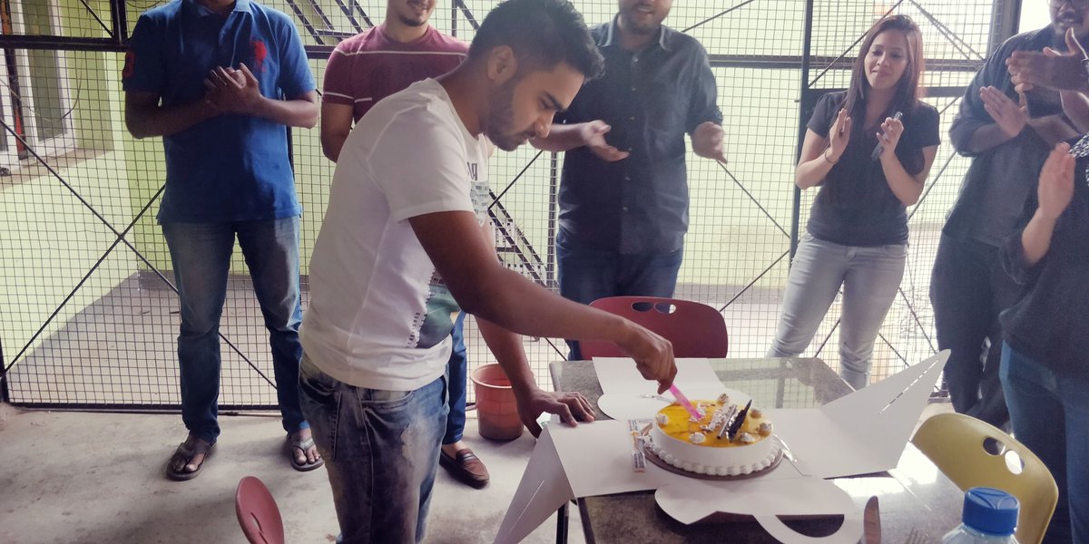 survaider's tweet photo. Congratulations on being a year older and still maintaining your love for caffeine. Hope this year you get high on other drinks as well ;)
#HappyBirthdayLokesh #FullStakDeveloper #NotChocolateCake https://t.co/IKJJEozB61