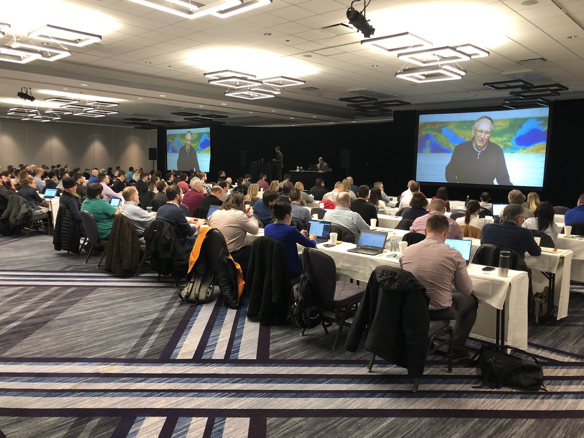 Jaraiza_Esri's tweet photo. What a great way to start the morning here in Chicago with the GIS community. @Esri ArcGIS Seminar Series. @EsriSLGov https://t.co/iANeClCMrt